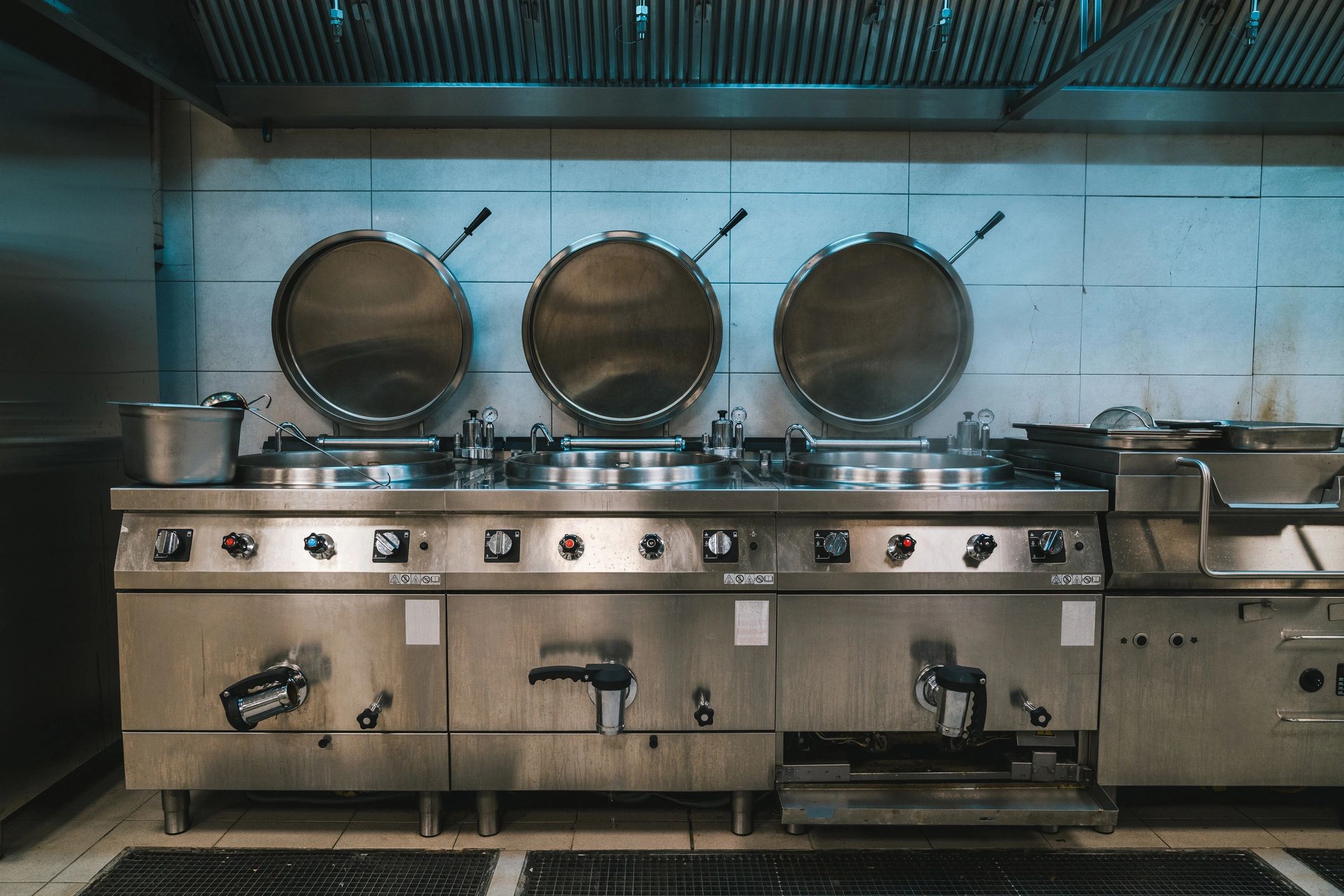 Restrooms & Water Lines service for restaurant plumbing customers in Oakdale CA